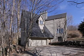  - Country homes for sale and luxury real estate including horse farms and property in the Caledon and King City areas near Toronto